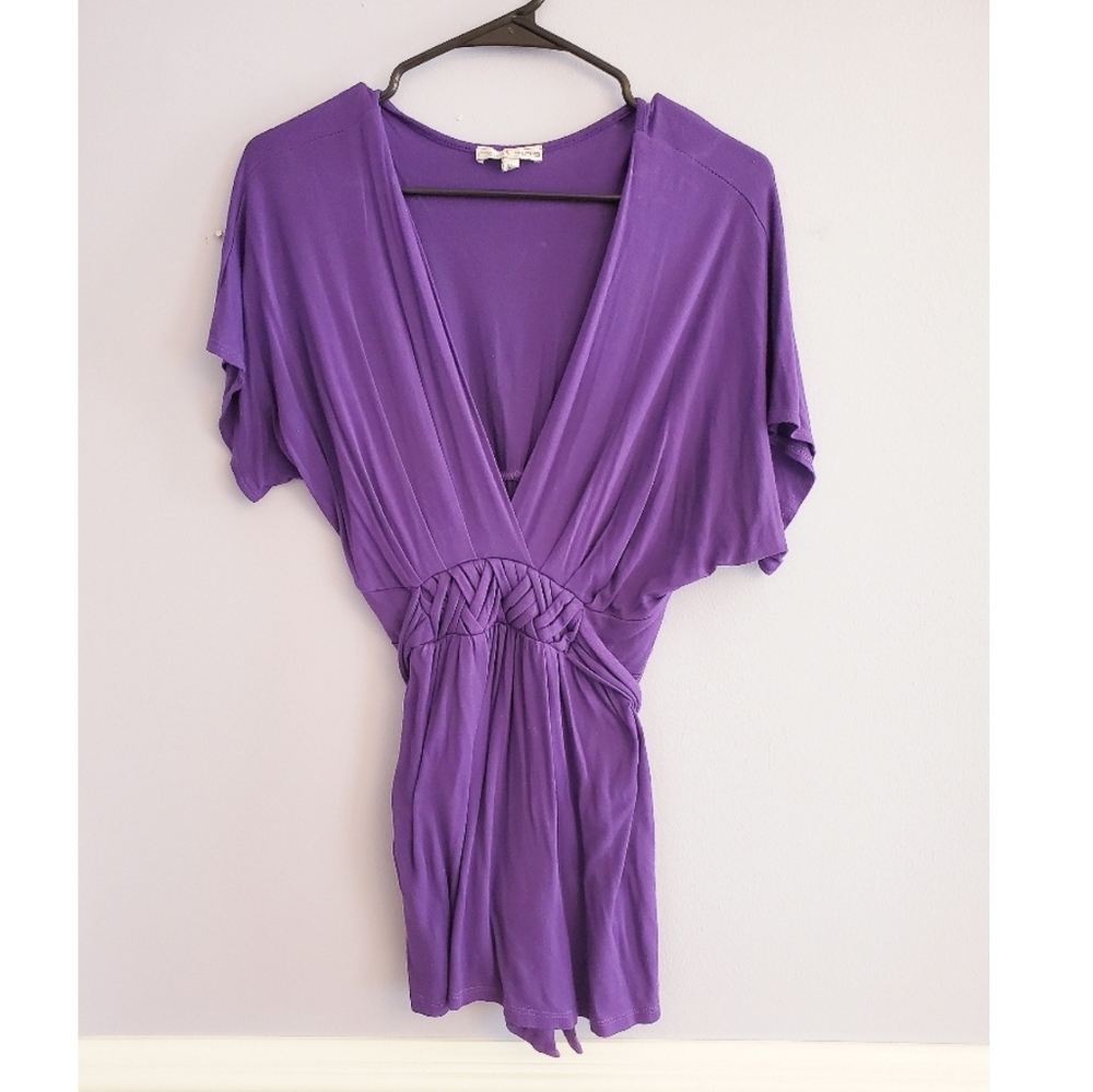 Sale! Moa Moa low cut top